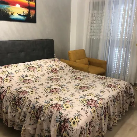 Apartamento Apartamento Di Kian Golem (Tirana)