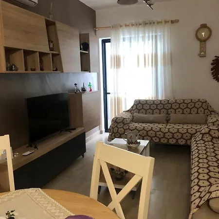 Daire Apartamento Di Kian *